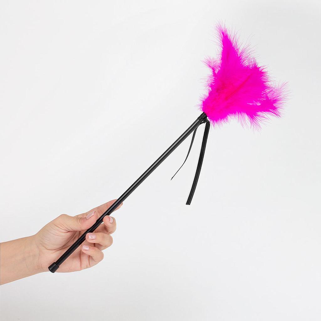 FUCHSIA FEATHER TICKLER Cod. 3419F